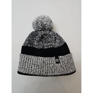 LULULEMON IVIVVA GIRL Knit Pom BEANIE WITH POMPOM ONE SIZE Black And White